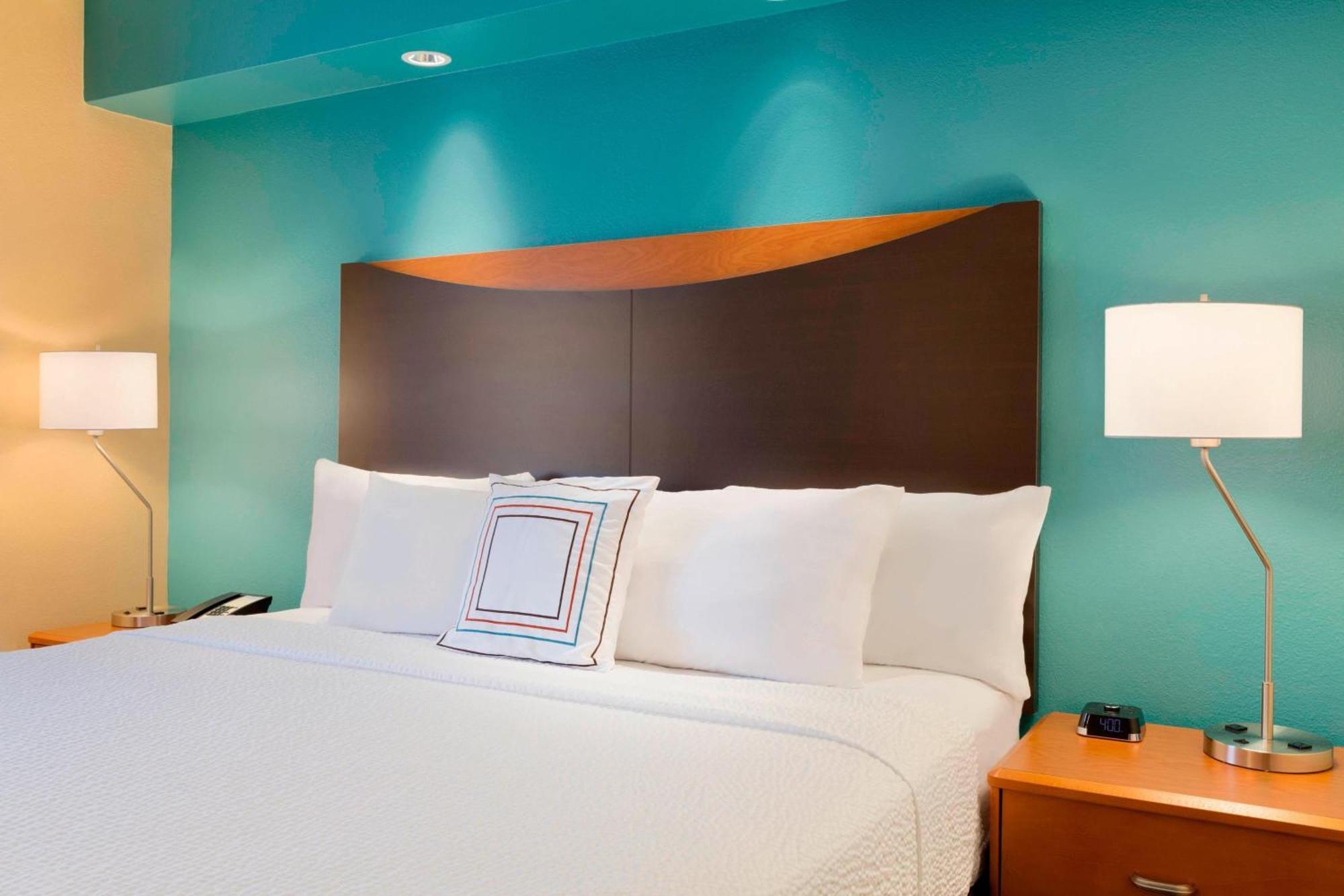 Fairfield Inn & Suites Fort Worth University Drive Экстерьер фото