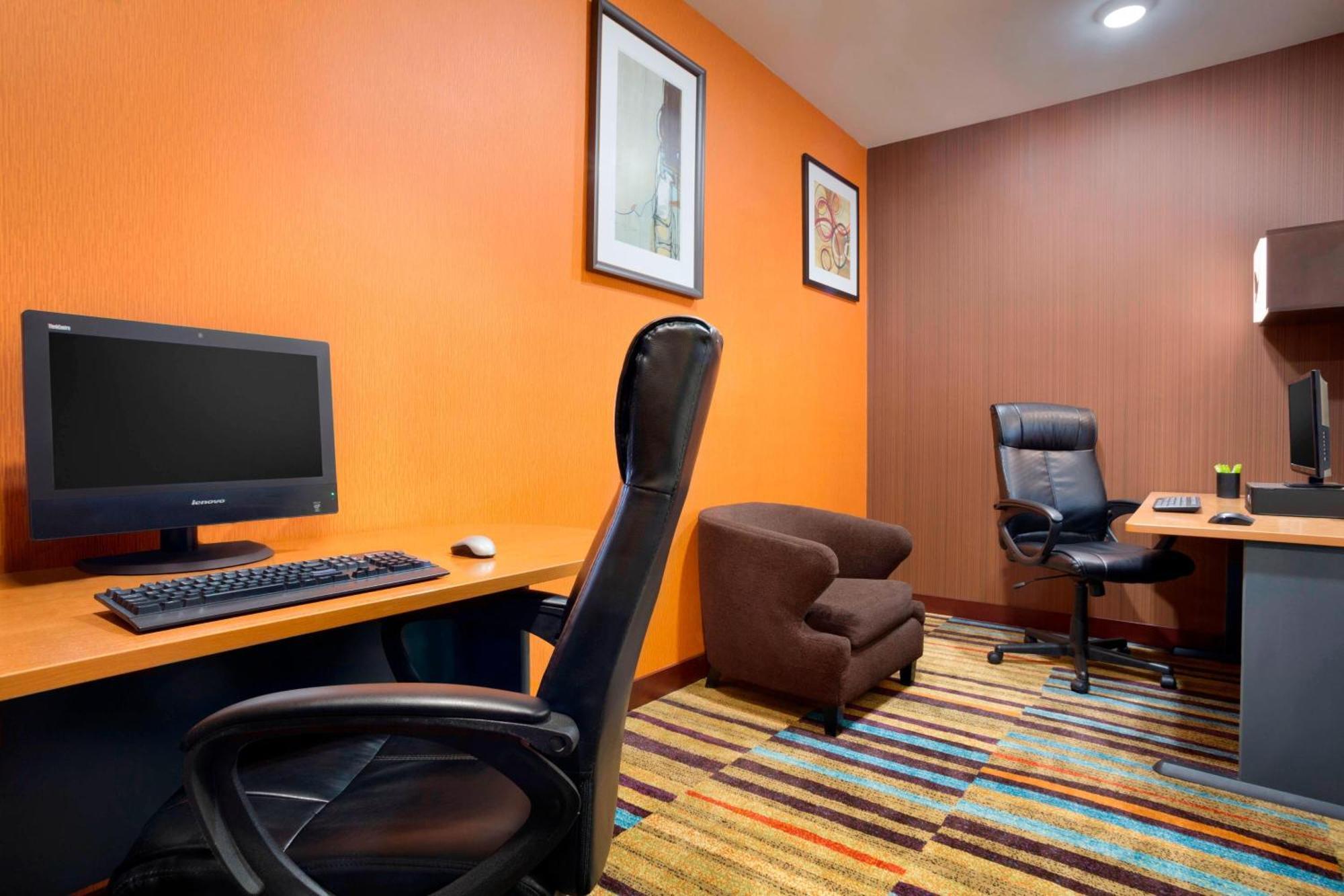 Fairfield Inn & Suites Fort Worth University Drive Экстерьер фото