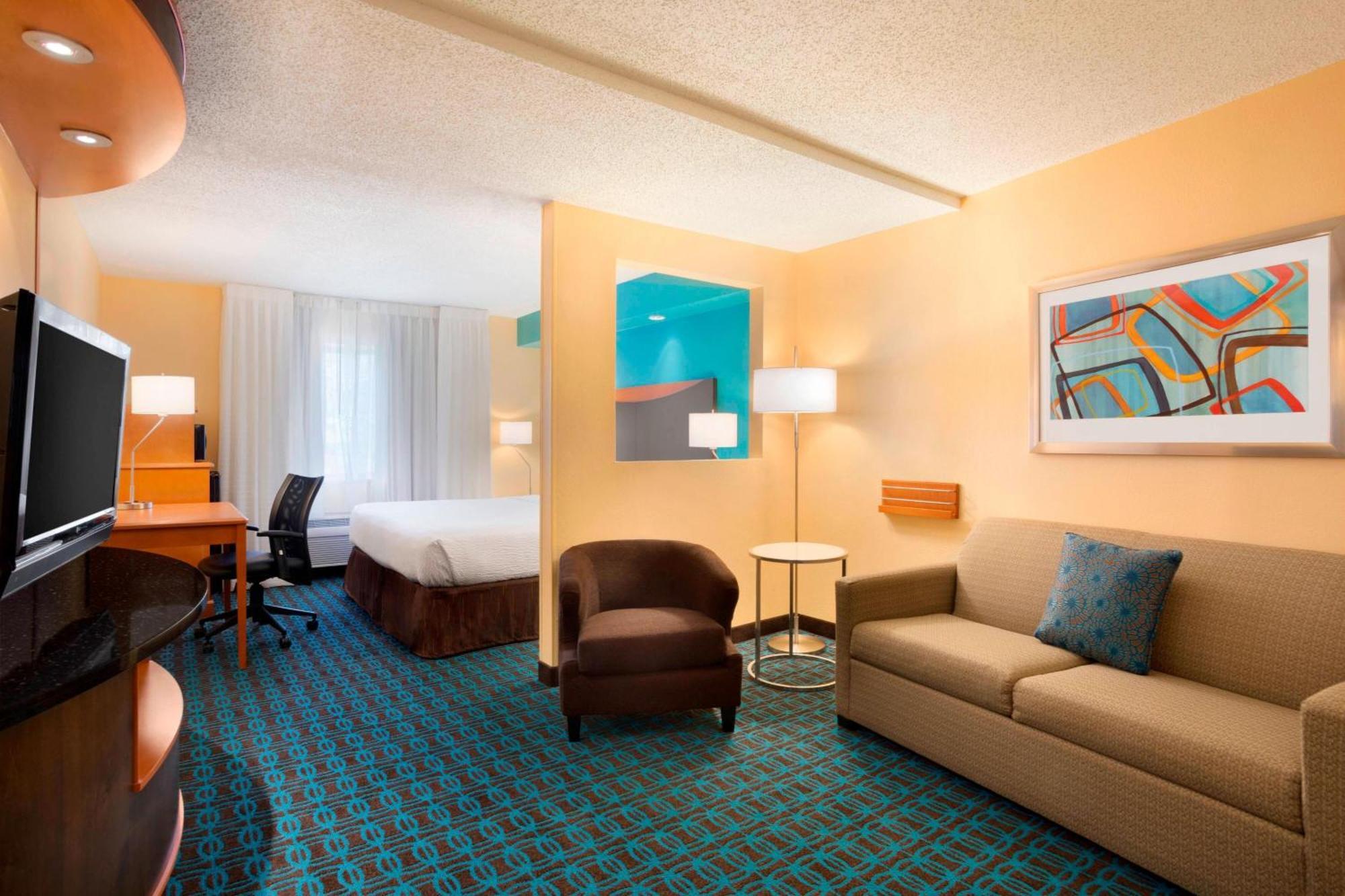 Fairfield Inn & Suites Fort Worth University Drive Экстерьер фото